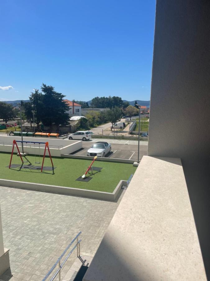 Apartment Diana Zara Parking Free Exterior photo