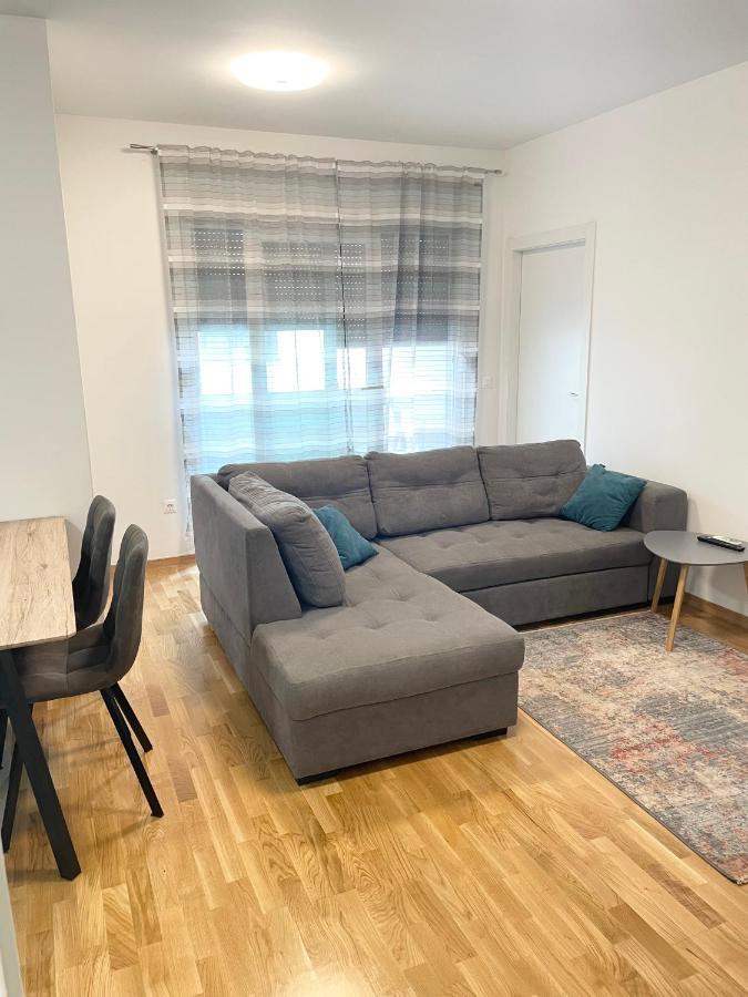 Apartment Diana Zara Parking Free Exterior photo