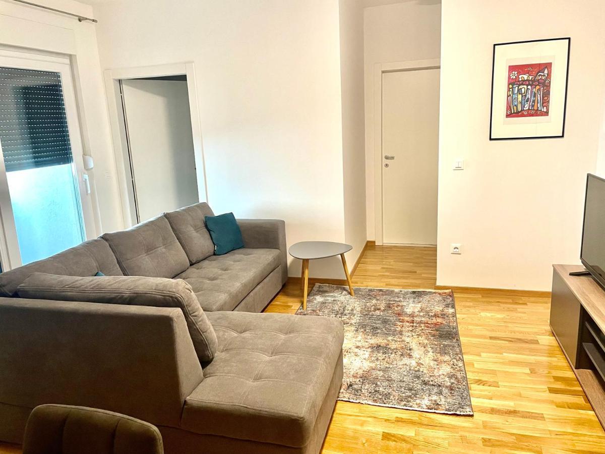 Apartment Diana Zara Parking Free Exterior photo